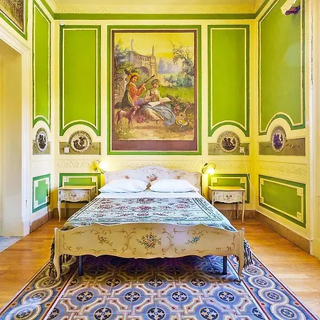 Hollywood Inn Palermo-2